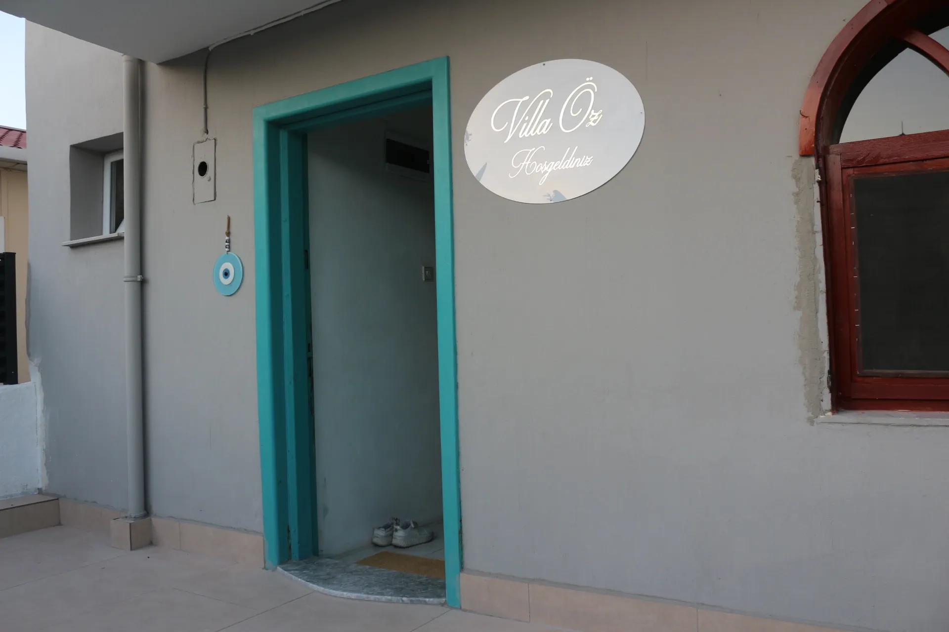 Elegant entrance door of Villa Öz